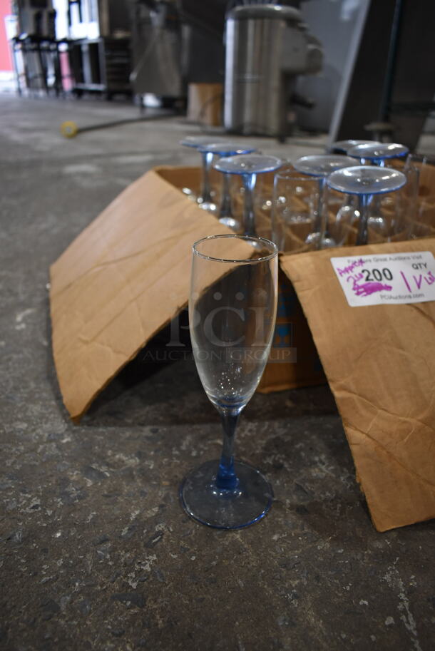 Box of Approximately 26 Glasses Including Champagne  - Image 5 of 6