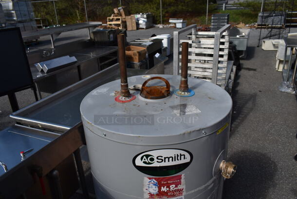 AO Smith GCV 50 301 Metal Commercial Propane Gas Powered Water Heater. 37,000 BTU.  - Image 3 of 5