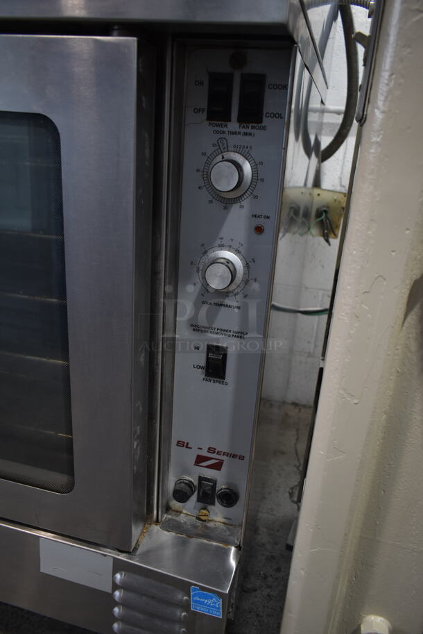 2 Southbend ENERGY STAR Stainless Steel Commercial Electric Powered Full Size Convection Ovens w/ View Through Doors, Metal Oven Racks and Thermostatic Controls. See Pictures for Glass Damage on Top Oven Door. 208 Volts, 3 Phase. 2 Times Your Bid! - Image 5 of 7