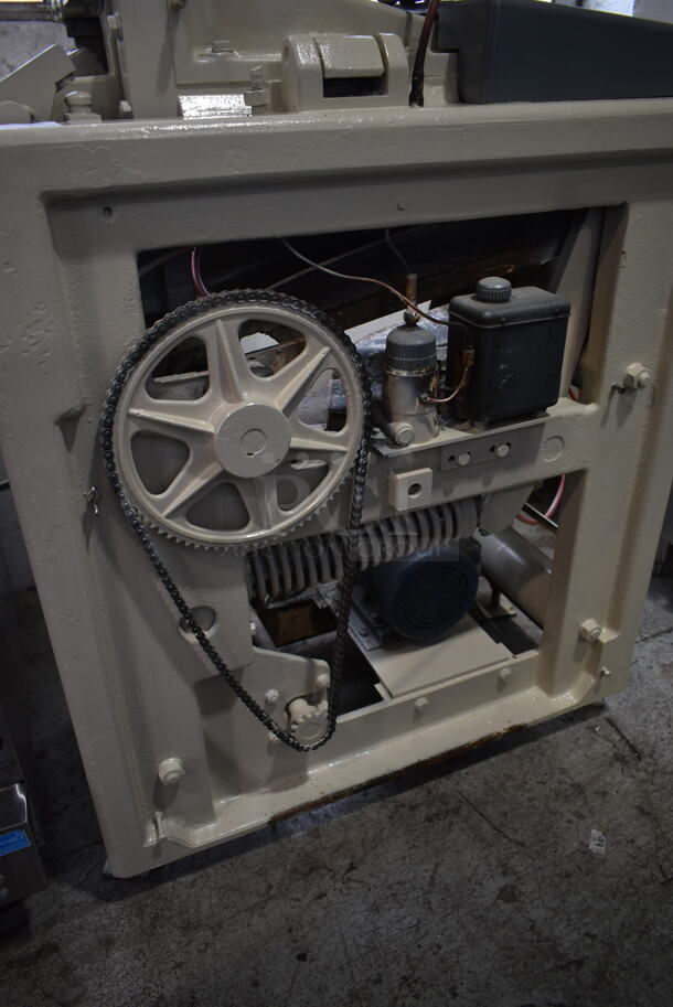 Metal Commercial Floor Style Dough Divider Former. 208-240 Volts, 3 Phase. - Image 2 of 9