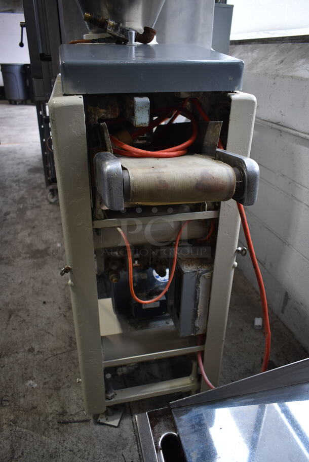 Metal Commercial Floor Style Dough Divider Former. 208-240 Volts, 3 Phase. - Image 4 of 9