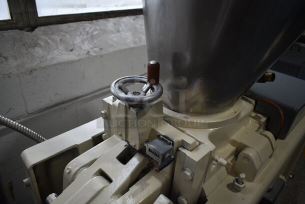 Metal Commercial Floor Style Dough Divider Former. 208-240 Volts, 3 Phase. - Image 5 of 9