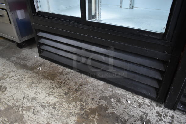 Beverage Air MT38 Metal Commercial 2 Door Reach In Cooler Merchandiser w/ Poly Coated Racks. 115 Volts, 1 Phase. Tested and Powers On But Does Not Get Cold
 - Image 4 of 7