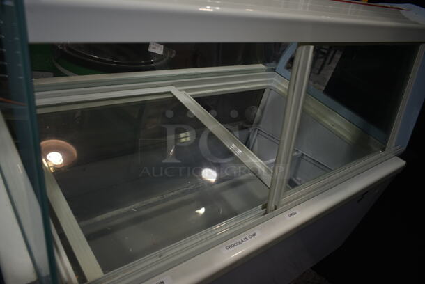 Metal Commercial Chest Cooler Merchandiser. Tested and Working! - Image 5 of 7