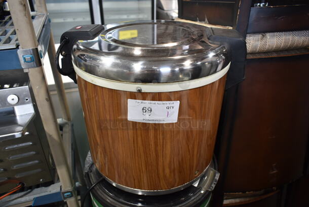 RiceMaster Town 56918 Metal Commercial Countertop Rice Warmer. 120 Volts, 1 Phase. Tested and Working!  - Image 2 of 7