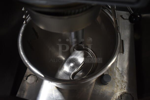 Varimixer W20 Metal Commercial Countertop 20 Quart Planetary Dough Mixer w/ Stainless Steel Mixing Bowl, Bowl Guard and Dough Hook Attachment. 110 Volts, 1 Phase. Tested and Working! - Image 6 of 7