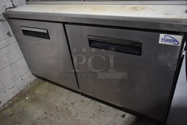 Yukon YSSU-60-16 Stainless Steel Commercial Prep Table w/ Sneeze Guard on Commercial Casters. 115 Volts, 1 Phase. Tested and Working! - Image 3 of 6