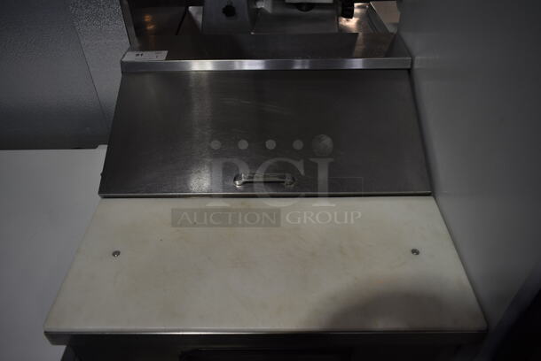 True TSSU-27-08 Stainless Steel Commercial Sandwich Salad Prep Table Bain Marie Mega Top on Commercial Casters. 115 Volts, 1 Phase. Tested and Working! - Image 2 of 7