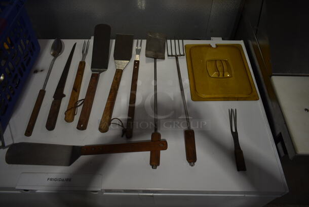 ALL ONE MONEY! Lot of Various Items Including Utensils; Spatulas, Steak Forks and Blue Basket - Image 2 of 3