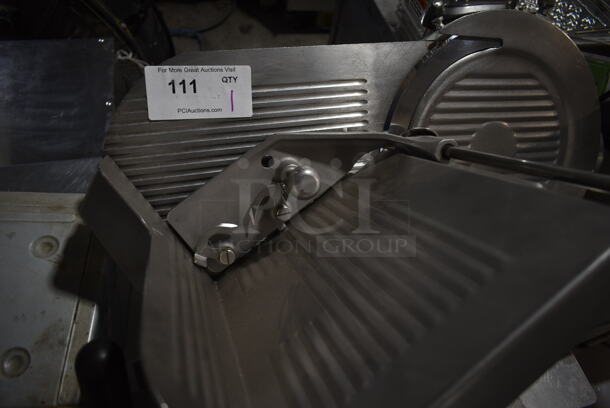 Globe 3750 Stainless Steel Commercial Countertop Automatic Meat Slicer w/ Blade Sharpener. 115 Volts, 1 Phase. Tested and Powers On But Parts Do Not Move - Image 4 of 8