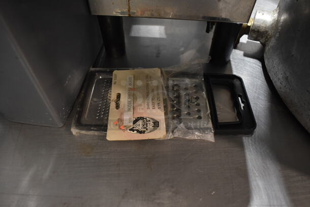 Zummo Z1C Metal Commercial Countertop Citrus Juicer. 110 Volts, 1 Phase. Cannot Test Due To Missing Cord - Image 3 of 7