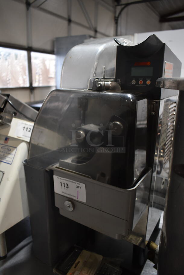 Zummo Z1C Metal Commercial Countertop Citrus Juicer. 110 Volts, 1 Phase. Cannot Test Due To Missing Cord - Image 4 of 7
