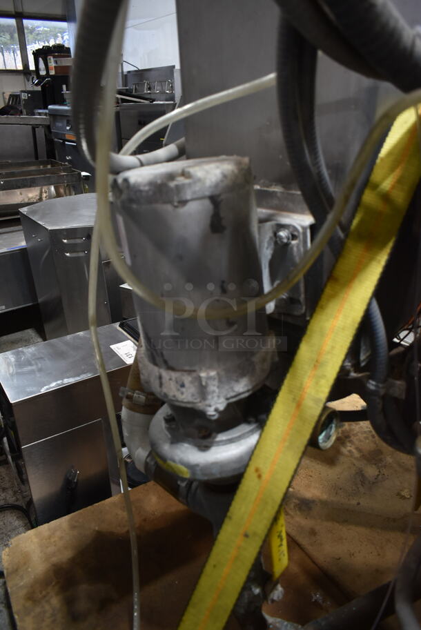 Hobart EL5-1224 Stainless Steel Commercial Waste Processing System. 460 Volts, 3 Phase.  - Image 9 of 10