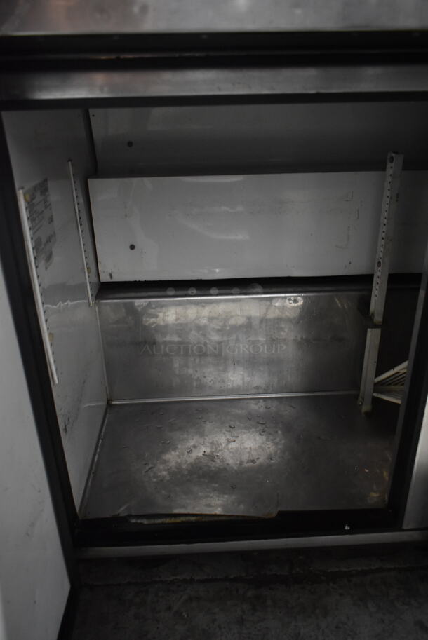True TWT-72 Stainless Steel Commercial 3 Door Work Top Cooler on Commercial Casters. 115 Volts, 1 Phase. Tested and Working! - Image 6 of 9
