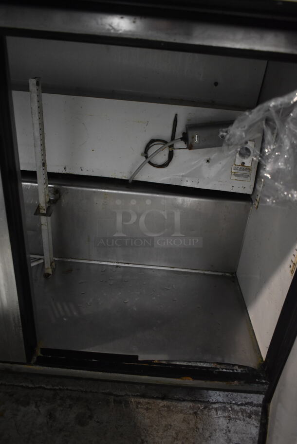 True TWT-72 Stainless Steel Commercial 3 Door Work Top Cooler on Commercial Casters. 115 Volts, 1 Phase. Tested and Working! - Image 9 of 9