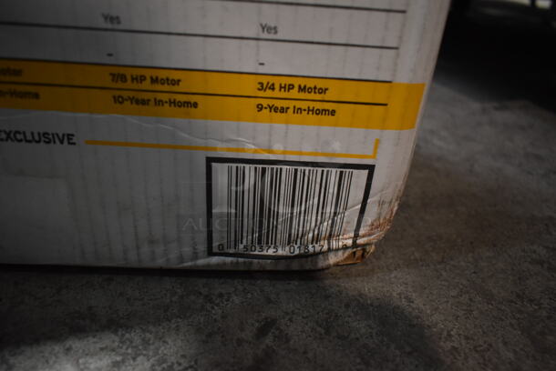 IN ORIGINAL BOX! Insinkerator Pro Cover Control Plus Garbage Disposal - Image 6 of 9