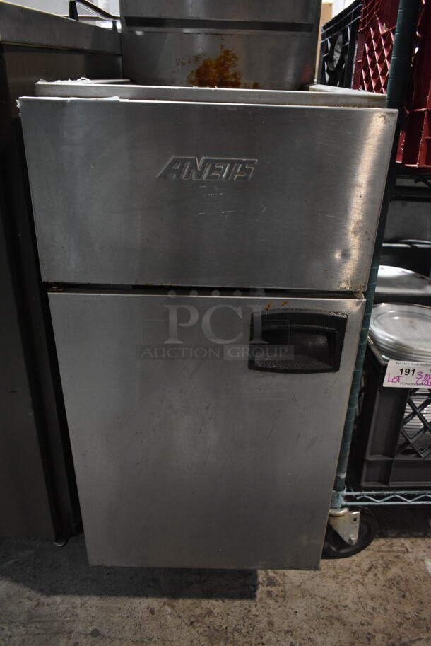 Anets SLG40 Stainless Steel Commercial Floor Style Propane Gas Powered Deep Fat Fryer. 90,000 BTU.  - Image 3 of 5