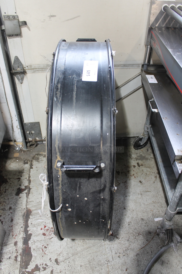 Utilitech Pro SFDC-900F Metal Fan. 120 Volts, 1 Phase. Tested and Working! - Image 3 of 6
