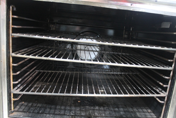 Blodgett Zephaire Stainless Steel Commercial Electric Powered Full Size Convection Oven w/ View Through Doors, Metal Oven Racks and Thermostatic Controls. 208/240 Volts. - Image 3 of 6
