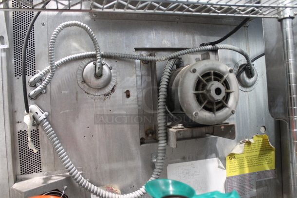 Blodgett Zephaire Stainless Steel Commercial Electric Powered Full Size Convection Oven w/ View Through Doors, Metal Oven Racks and Thermostatic Controls. 208/240 Volts. - Image 6 of 6