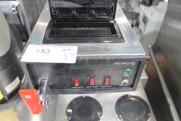 Newco NKLP3AF Stainless Steel Commercial Countertop 3 Burner Coffee Machine. 120 Volts, 1 Phase.  - Image 4 of 7