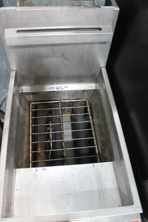 Vulcan 1VEG35M-1 Stainless Steel Commercial Floor Style Natural Gas Powered Deep Fat Fryer w/ 2 Metal Fry Baskets. 69,000 BTU.  - Image 3 of 5