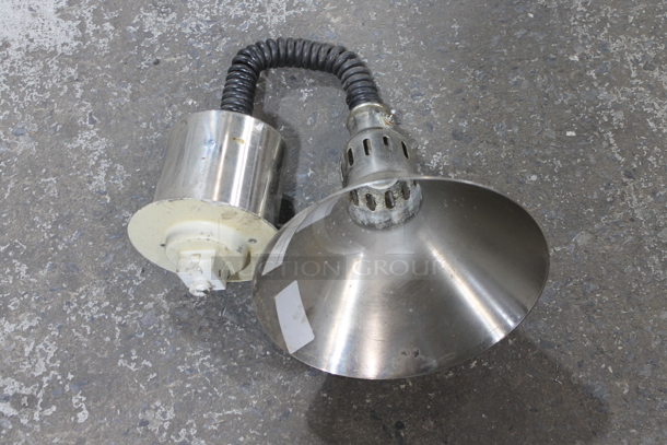 4 Warming Lamps Including Merco 775-IC, Halo L Series. 4 Times Your Bid! - Image 7 of 9
