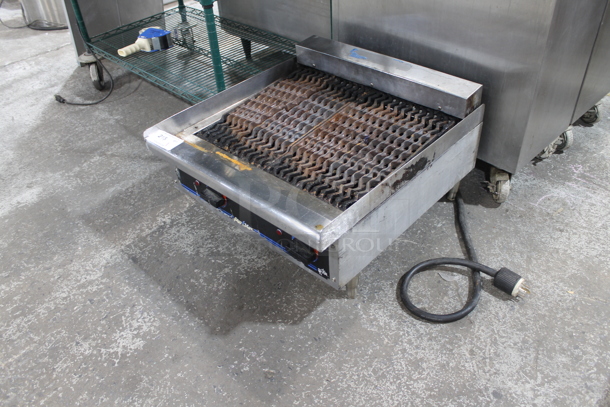 Star Max Stainless Steel Commercial Countertop Electric Powered Charbroiler Grill. 240 Volts, 1 Phase.  - Image 5 of 6