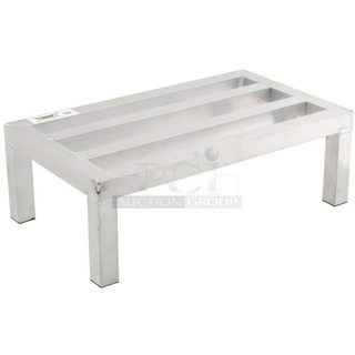 BRAND NEW SCRATCH AND DENT! Regency 600DUN1424 24" x 14" x 8" Aluminum Dunnage Rack - 1300 lb. Capacity