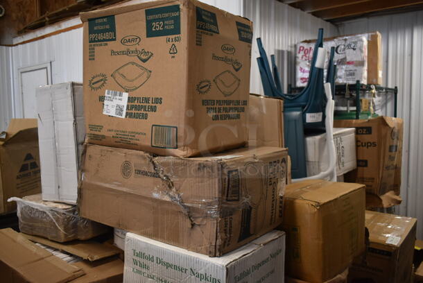PALLET LOT of 27 BRAND NEW Boxes Including PP2464BDL Dart Presenta/Bowls Pro Vented Clear Square Lid, 128HD8COMBO ChoiceHD 8 oz. Microwavable Translucent Plastic Deli Container and Lid Combo Pack - 240/Case, 50012W Choice 12 oz. White Poly Paper Hot Cup - 1000/Case, 712USTPDSS Lavex Multiroll Toilet Tissue Dispenser, 966TALLFLDB Choice White Tall-Fold 6" x 13" Dispenser Napkin - 8000/Case, 500CC10 Choice 10 oz. Clear PET Plastic Cold Cup - 1000/Case, Ripple Wall Hot Cups, Choice 32 oz Deli Container and Lid, 347SLCF9 Visions Heavy Weight Clear Plastic Stemless Champagne Flute. 27 Times Your Bid! - Image 2 of 9