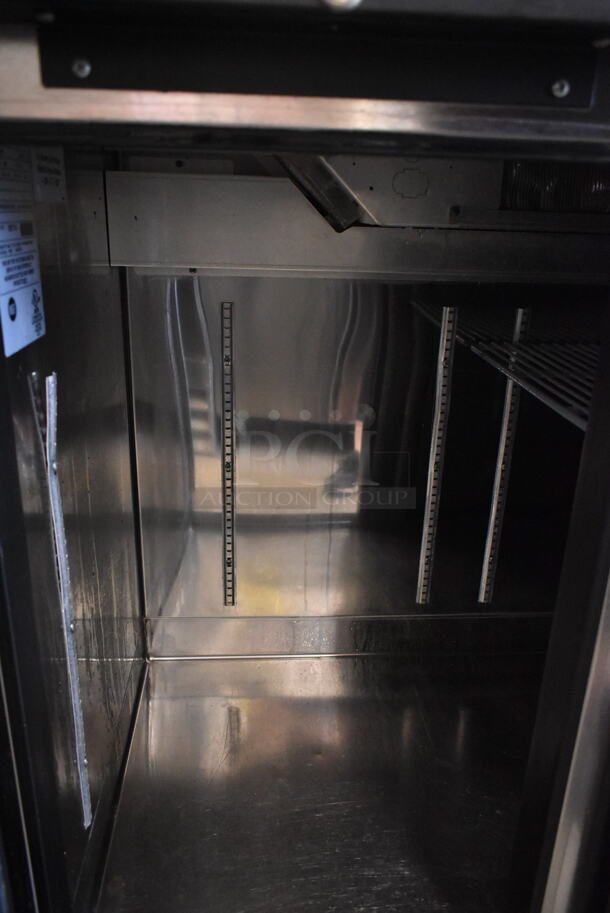Perlick NS72 Metal Commercial 3 Door Back Bar Cooler on Commercial Casters. 115 Volts, 1 Phase. Tested and Powers On But Does Not Get Cold - Image 4 of 7