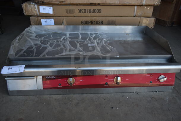 BRAND NEW SCRATCH AND DENT! Avantco 177EG36N Stainless Steel Commercial Countertop Electric Powered Flat Top Griddle. 208/240 Volts, 3 Phase.  - Image 2 of 7
