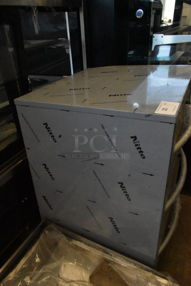 BRAND NEW SCRATCH AND DENT! 2023 ServIt 423WDSFS3 Stainless Steel Commercial 3 Drawer Warming Drawer. 120 Volts, 1 Phase. Cannot Test Due To Cut Power Cord - Image 5 of 10