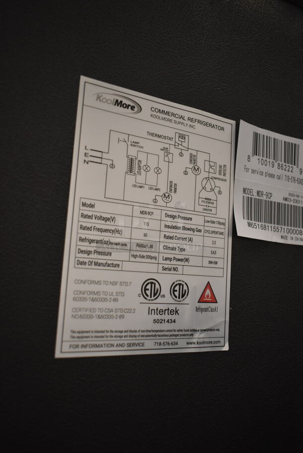 BRAND NEW SCRATCH AND DENT! KoolMore MDR-9CP Metal Commercial Single Door Reach In Cooler Merchandiser w/ Poly Coated Racks. 115 Volts, 1 Phase. Tested and Working! - Image 4 of 5