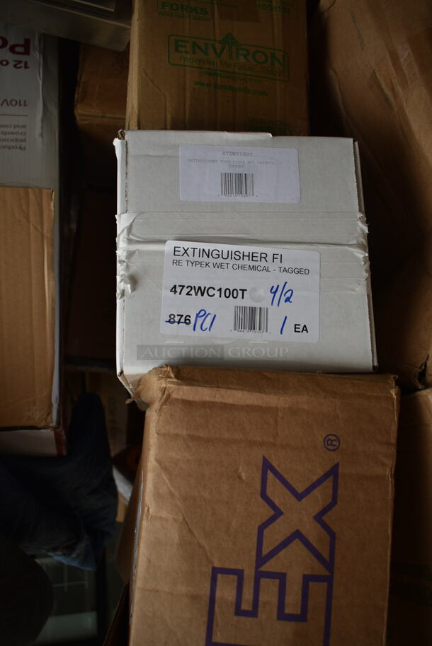 PALLET LOT of 22 BRAND NEW SCRATCH AND DENT! Boxes Including 50HT1 Dart 50HT1 5" x 5" x 3" White Foam Hinged Lid Container - 500/Case, 500CFT Lavex White C-Fold Standard Weight Towel - 2400/Case, 130HBKCUTFW Visions Individually Wrapped Black Heavy Weight Plastic Fork - 1000/Case, 127CH16S Choice 16 oz. Clear RPET Shallow Hinged Deli Container - 200/Case, 382PM13KETTLE Carnival King 12 oz. Kettle for PM1360, 127CH16S Choice 16 oz. Clear RPET Shallow Hinged Deli Container - 200/Case, Smooth Double Wall Hot Cups, Choice #4 Paper Food Containers, 472WC100T Buckeye 6 Liter Class K Wet Chemical Fire Extinguisher Tagged - Rechargeable UL Rating 1A:K, 130WKFSNSPH Visions Individually Wrapped Heavy Weight White Plastic Cutlery Pack with Napkin and Salt and Pepper Packets - 500/Case, 500CC16 Choice Clear PET Customizable Plastic Cold Cup - 16 oz. - 1000/Case, 129MCR24B Choice 24 oz. Black Round Microwavable Heavy Weight Container with Lid 7 1/4" - 150/Case.. 22 Times Your Bid! - Image 10 of 12