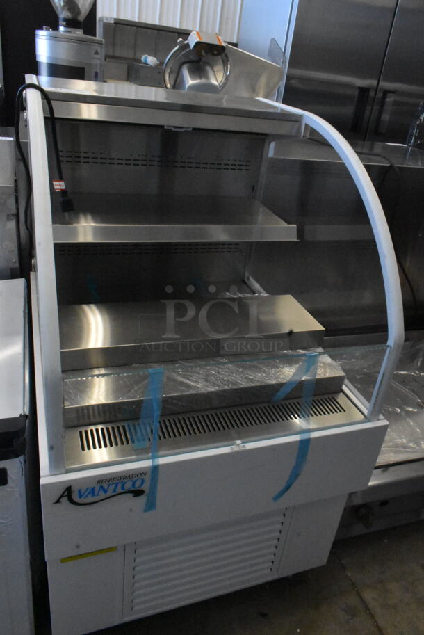 BRAND NEW SCRATCH AND DENT! 2022 Avantco 224WHAC28 Stainless Steel Commercial Floor Style Open Grab N Go Merchandiser. 115 Volts, 1 Phase. Tested and Powers On But Does Not Get Cold - Image 2 of 5