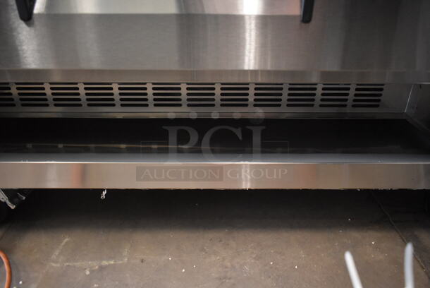 BRAND NEW SCRATCH AND DENT! 2022 Avantco 178CBE52HC Stainless Steel Commercial 2 Drawer Chef Base on Commercial Casters. 115 Volts, 1 Phase. Tested and Working! - Image 7 of 9