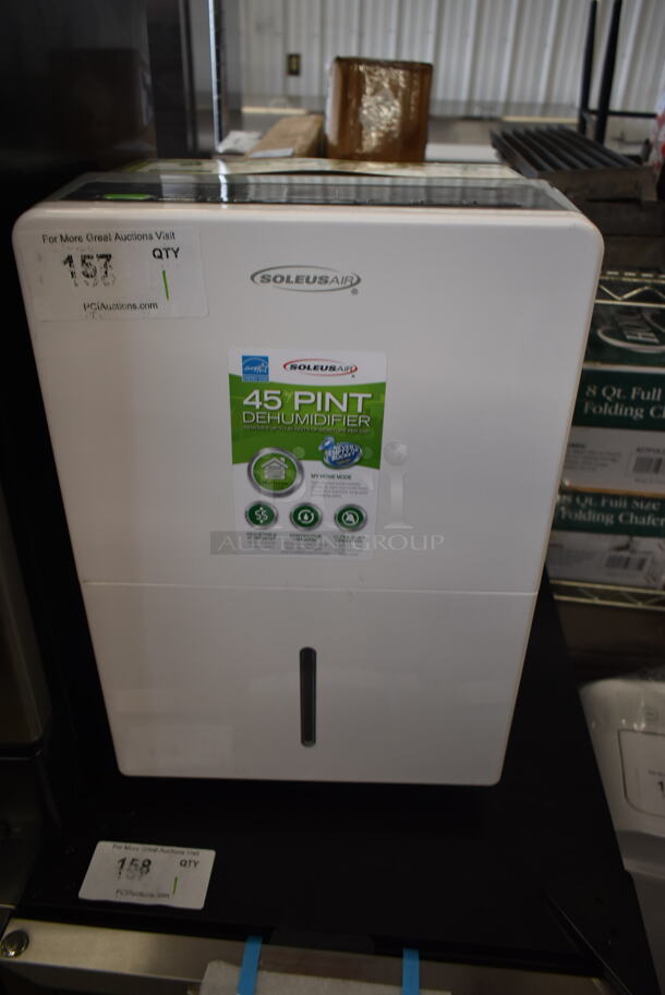 BRAND NEW SCRATCH AND DENT! SoleusAir HMT-D45E-A 45 Pint Dehumidifier. 115 Volts, 1 Phase. Tested and Working! - Image 3 of 7