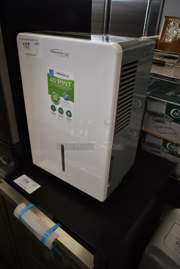 BRAND NEW SCRATCH AND DENT! SoleusAir HMT-D45E-A 45 Pint Dehumidifier. 115 Volts, 1 Phase. Tested and Working! - Image 4 of 7