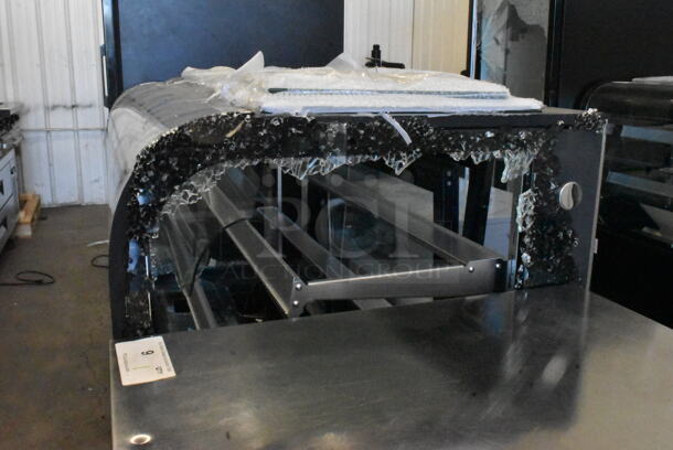 BRAND NEW SCRATCH AND DENT! Avantco 193BC60HCB Metal Commercial Floor Style Deli Display Case Merchandiser. See Pictures For Glass Damage. 110-120 Volts, 1 Phase. Tested and Working! - Image 2 of 5