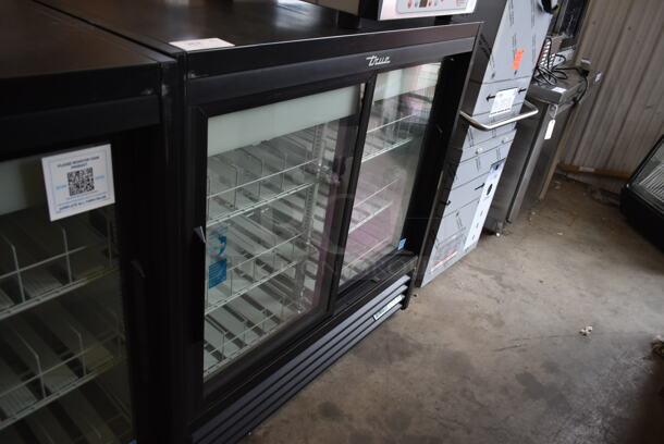 2024 True GDM-41SL-48-HC-LD Metal Commercial 2 Door Reach In Cooler Merchandiser w/ Poly Coated Racks. 115 Volts, 1 Phase. Tested and Working! - Image 3 of 6