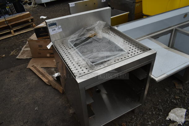 BRAND NEW SCRATCH AND DENT! Advance Tabco PRCR-19-24 Prestige Series 24" x 25" Stainless Steel Glass Rack Storage Cabinet with Drainboard Top - Image 3 of 3