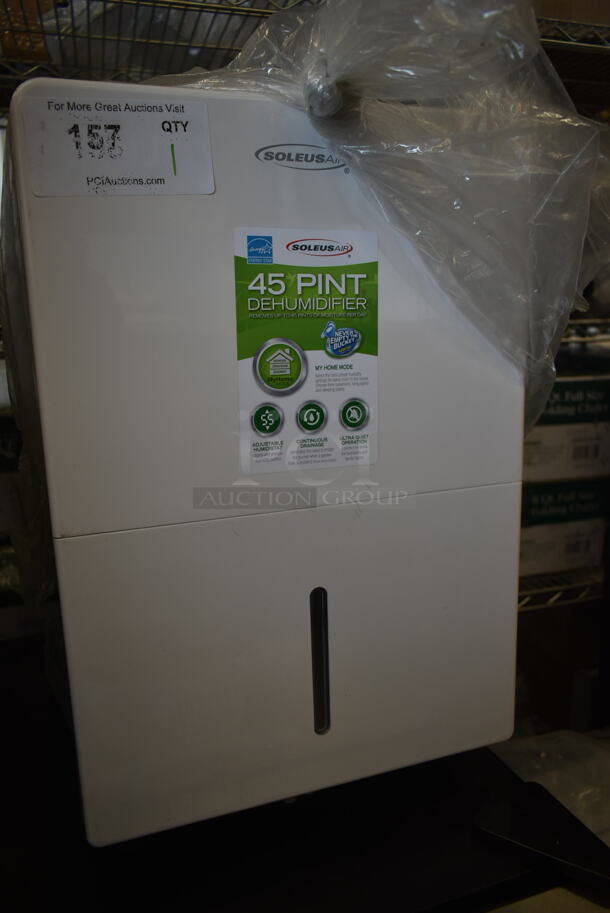 BRAND NEW SCRATCH AND DENT! SoleusAir HMT-D45E-A 45 Pint Dehumidifier. 115 Volts, 1 Phase. Tested and Working! - Image 2 of 7