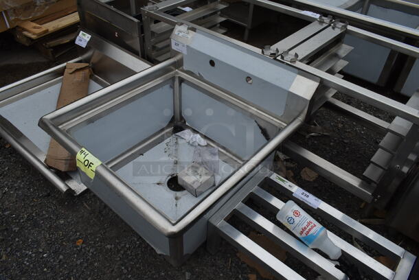 BRAND NEW SCRATCH AND DENT! Steelton 522CS12424 29 1/2" 18-Gauge Stainless Steel One Compartment Commercial Sink without Drainboard - 24" x 24" x 12" Bowl. No Legs.  - Image 3 of 4