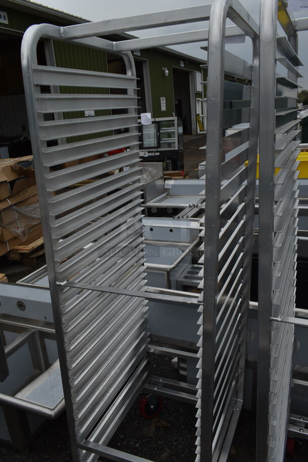 BRAND NEW SCRATCH AND DENT! Channel AXD570 Metal 39 Pan Heavy-Duty End Load Bun / Sheet Pan Rack - Assembled - Image 2 of 3