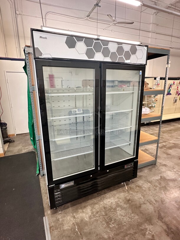 Late Model Migali C-49FM-HCe 54 inch Two Section Glass Door Merchandiser Freezer 115 Volt Working - Image 3 of 7