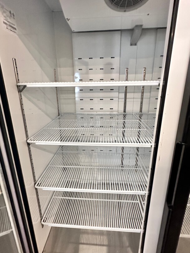 Late Model Migali C-49FM-HCe 54 inch Two Section Glass Door Merchandiser Freezer 115 Volt Working - Image 7 of 7