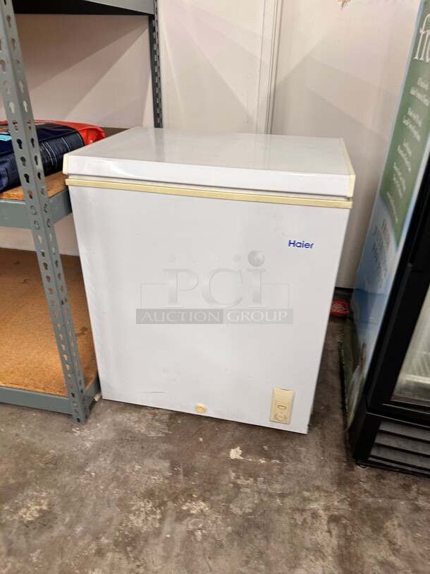 Haier 5.0 Cu. Ft. Capacity Freezer with Removable Basket: White 115 Volt Working - Image 3 of 6