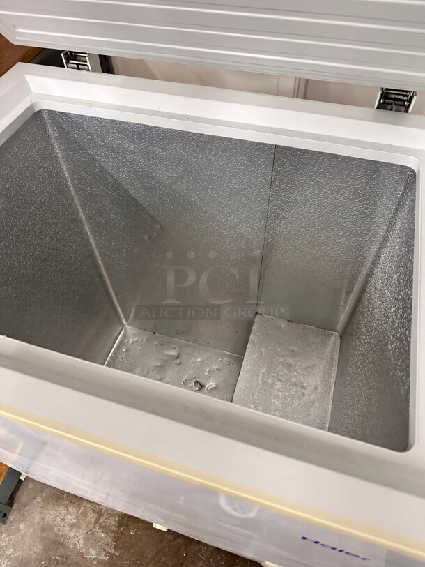 Haier 5.0 Cu. Ft. Capacity Freezer with Removable Basket: White 115 Volt Working - Image 6 of 6