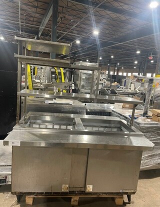 Beverage Air Sandwich/Salad Prep Table! With 3 Tire Overhead Shelf And 2 Door Underneath Storage Space! On Legs! MODEL SPE60-24M-006 SN:12010763 155V 1PH